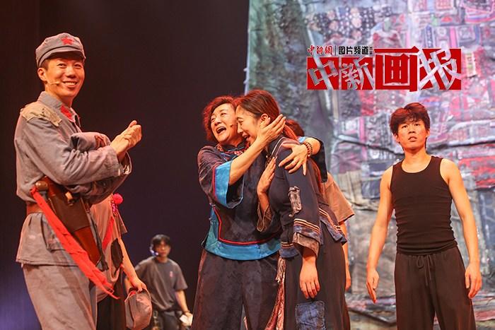 34 帮助盲人户外独立导航 cc体育