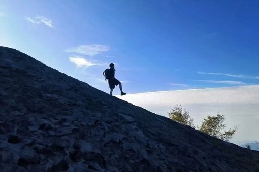 员工离职当天下班遭遇车祸身亡算不算工